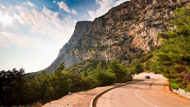 Путешествуйте по Крыму на автомобиле и с комфортом и Вам откроются прекрасные пейзажи
